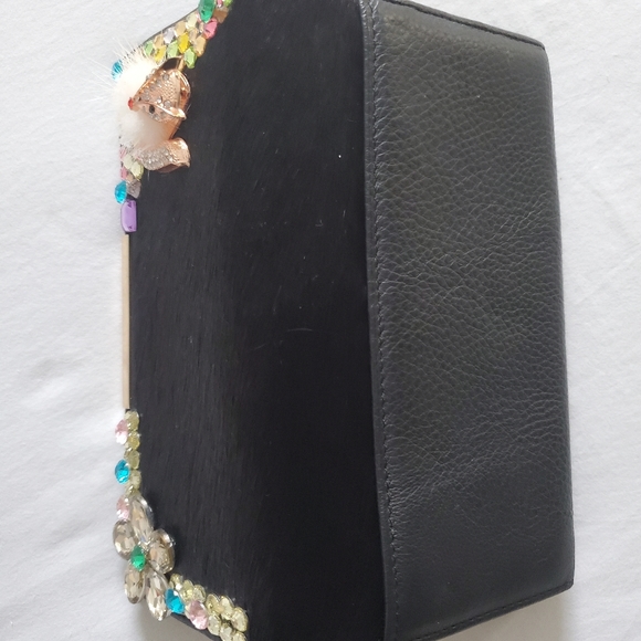 GENUINE LEATHER WALLET WITH HANDMADE JEWELS - Picture 8 of 14